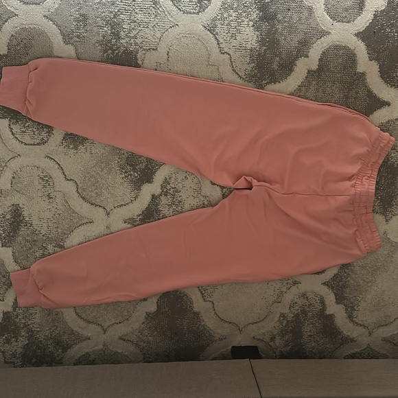 joggers - Picture 2 of 3